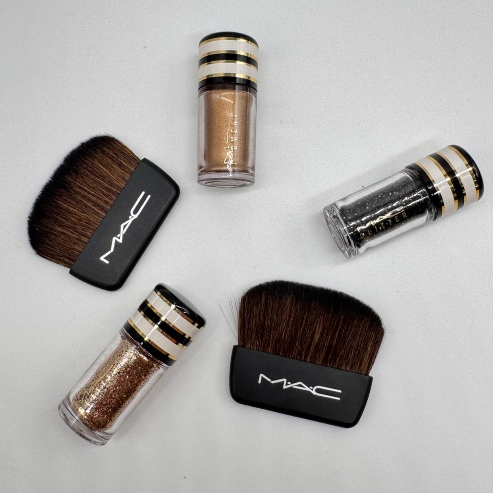 MAC Cosmetics Glitter Pigment Bundle + Kabuki Brushes Set